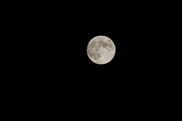 Moon091913 (11k image)
